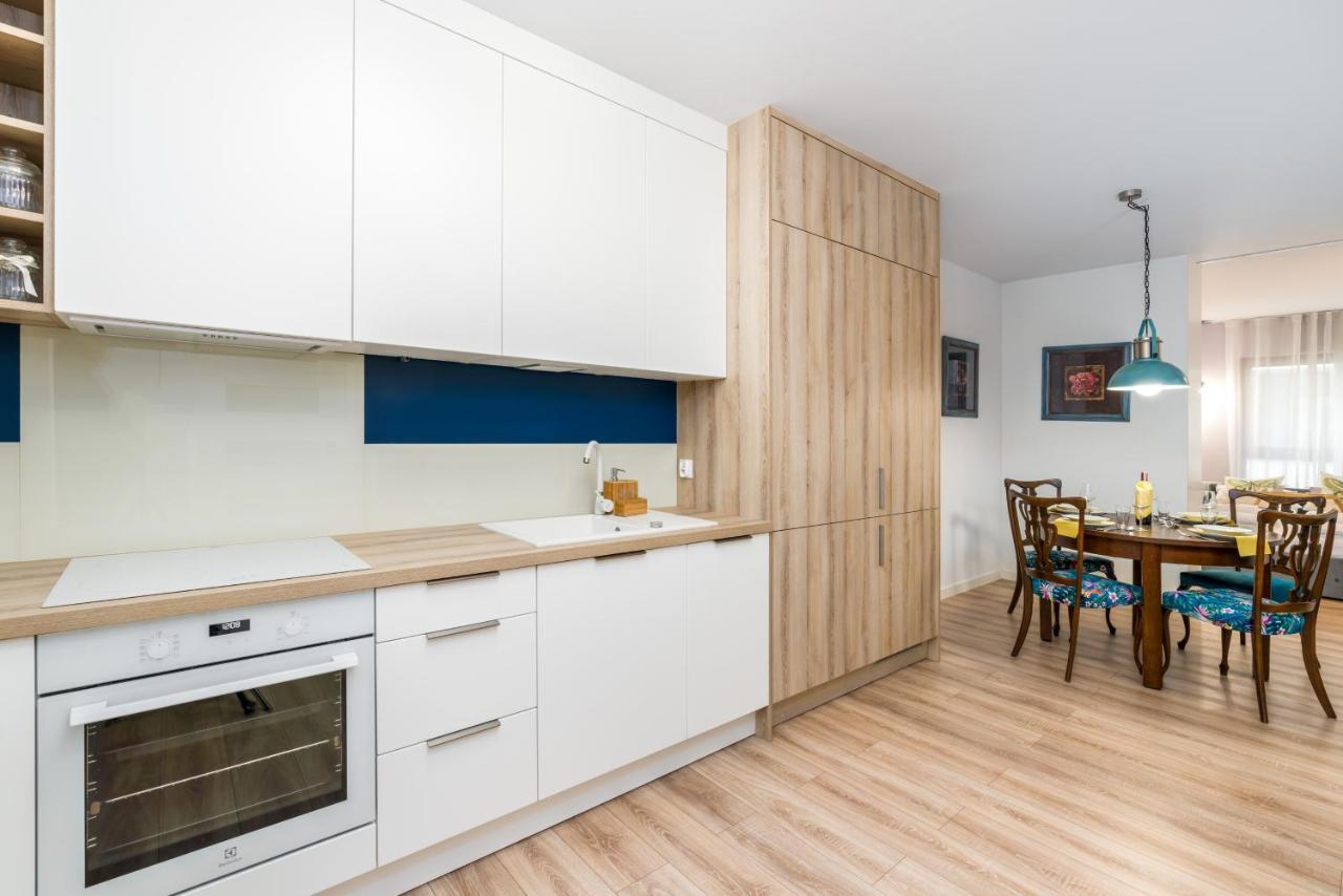 Villa Venecja Apartment Chwaliszewo With Free Garage City Center By Noclegi Renters Posen Exterior foto